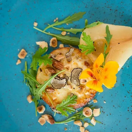 アパート Luxury 2br Retreat In ヴァルナ