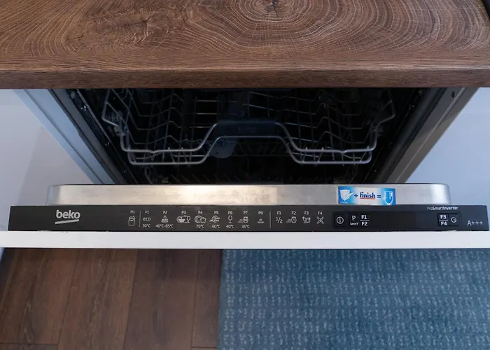 Luxury 2br Retreat In アパート ヴァルナ