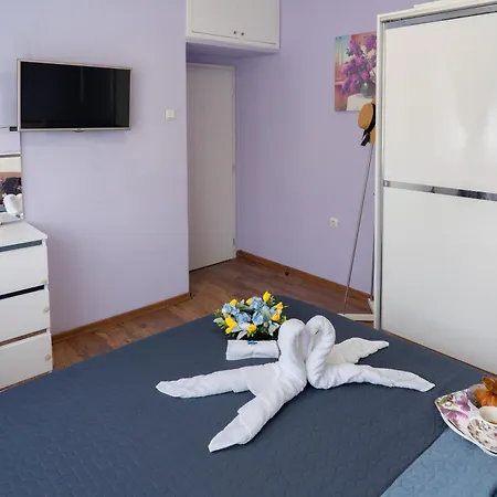 Apartment Luxury 2 Bedroom In *