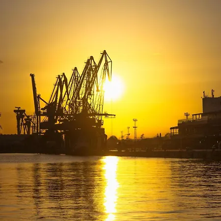 Appartamento Luxury 2br Retreat In